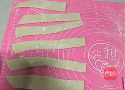 Illustration of making noodles 19