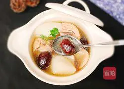 Illustration of how to make chicken soup with red dates and yam 12