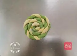 Spinach Pumpkin Steamed Bun Lollipop Recipe Illustration 9