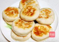 Illustration of how to make soft little pies 14