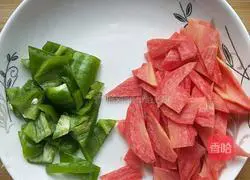 Illustration of how to make vinegar lotus root slices 2