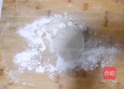 Large bowl of wide noodles Illustration of how to do it 4