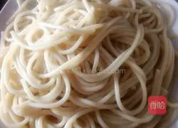 Illustration of how to make tomato pasta 8