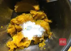 Illustration of how to make three-color steamed buns 4