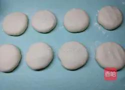Illustration of how to make doughed sugar shortbread 18