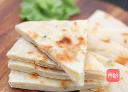 Illustration of how to make green onion pancake 6