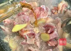 Winter bamboo shoots Illustration of how to make old duck soup 5