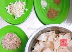 Illustration of how to make spicy protein meat 1