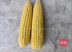 Illustration of how to make the fragrant corn juice 1