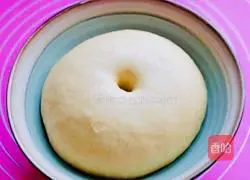 Illustration of how to make exquisite and different wedding cakes 7