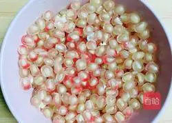 Grape and pomegranate juice | Illustration of how to moisten the lungs and detoxify 2