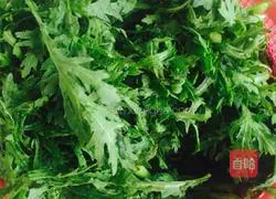 Illustration of how to make garlic chrysanthemum 2