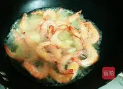 Illustration of how to make boiled shrimp 6