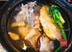 Illustration of how to make crucian carp tofu soup 5