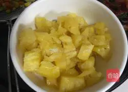 Pineapple pizza recipe 7