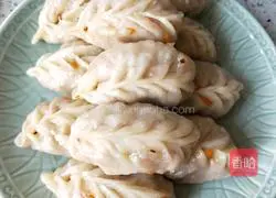 Illustration of how to make steamed pork and carrot dumplings 9