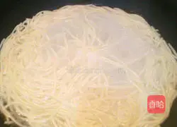 Illustration of how to make shrimp fried noodles 4