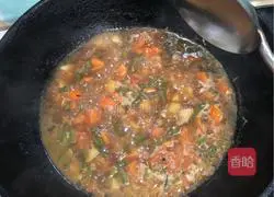 Illustration of how to rub Castanopsis by hand 2