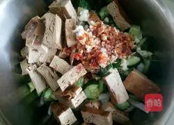 Illustration of how to make cold dishes 10