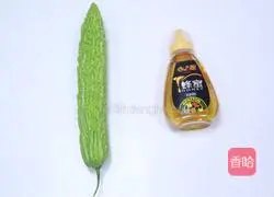No doubt, it is the best oil and cellulite remover in summer Illustration of how to make bitter melon water 1