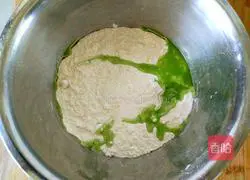 Illustration of how to make braised noodles with green vegetables 17