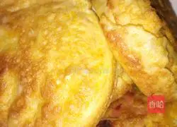 Illustration of how to make golden ham cake 8