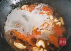 Illustration of how to make tomato and mushroom noodles 5