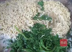 Nutritious eggs and instant noodles Illustration of the perfect combination 5