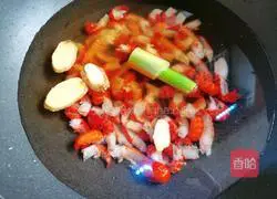 Illustration of how to make spicy crayfish tail 3