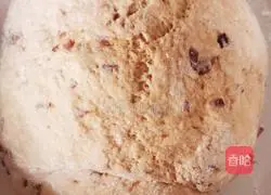 Illustration of how to make flowering red date steamed buns 7