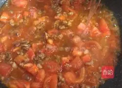 Illustration of how to make tomato meat sauce noodle soup 10