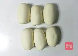 Illustration of how to make heart-shaped white steamed buns 6