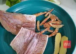 Illustration of how to make seafood rice noodles 3