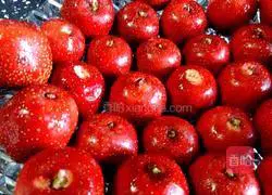 Illustration of how to make candied haws 2