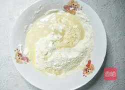 Illustration of how to make steamed goldfish steamed buns 3