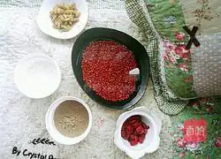 Illustration of how to cook grass jelly with red beans 1