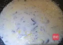 Chicken Mushroom Soup Recipe Illustration 9