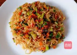 Illustration of how to make fried instant noodles 7