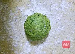 Illustration of how to make spinach rub 10