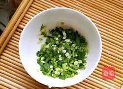 Illustration of how to make scallion and ham rolls 2