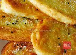 How to fry sweet steamed bun slices in a dry pan Illustration 5