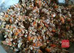 Xinwen Gourmet Pork and White Mushroom Buns Recipe Illustration 5