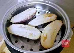 Illustration of how to make three shredded cold dishes 3