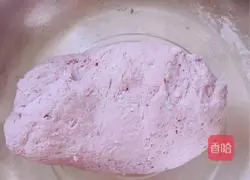 Illustration of how to make mulberry and leek dumplings 6