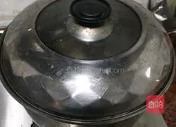 Black bean crucian carp soup recipe 15