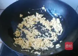 Illustration of how to make steamed buns stuffed with chives 2