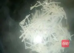 Illustration of one clear and two white practices 6