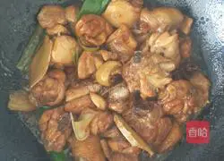 Large plate Illustration of how to make chicken noodles 8