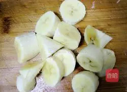 Pineapple Apple Banana Juice Recipe Illustration 7