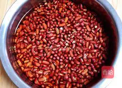 Illustration of how to make red bean milk soup (regulate menstruation and nourish blood) 1